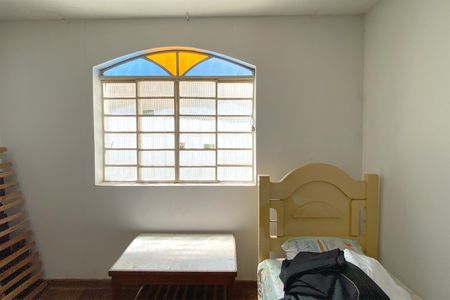 Casa à venda com 500m², 6 quartos e 3 vagas Casa à venda com 500m², 6 quartos e 3 vagasQuarto 3