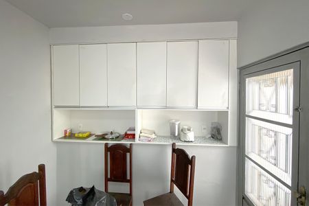 Casa à venda com 500m², 6 quartos e 3 vagas Casa à venda com 500m², 6 quartos e 3 vagasCozinha da Edícula