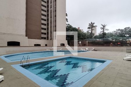 Apartamento à venda com 44m², 2 quartos e 1 vaga Apartamento à venda com 44m², 2 quartos e 1 vagaÁrea comum - Piscina