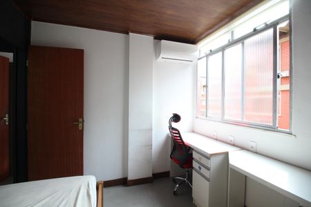 Quarto 1 de apartamento para alugar com 2 quartos, 40m² em Freguesia (jacarepaguá), Rio de Janeiro