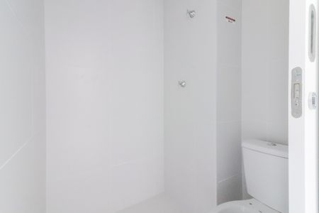 Banheiro de apartamento à venda com 1 quarto, 32m² em Butantã, São Paulo