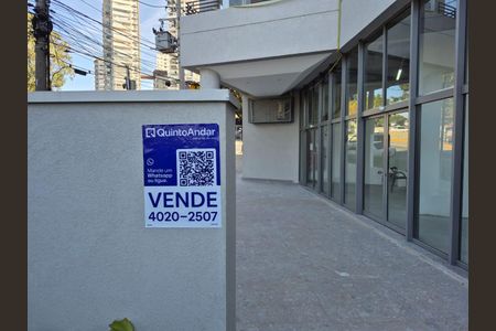 Apartamento à venda com 32m², 1 quarto e 1 vaga Apartamento à venda com 32m², 1 quarto e 1 vagaFachada - Plaquinha