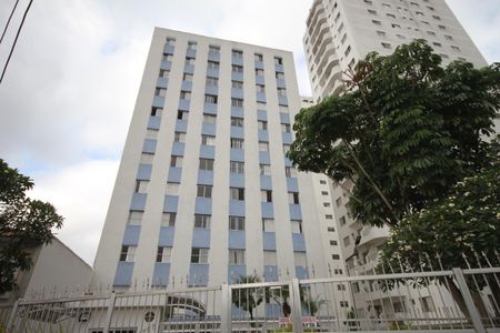 Apartamento à venda com 69m², 2 quartos e 1 vagaFachada