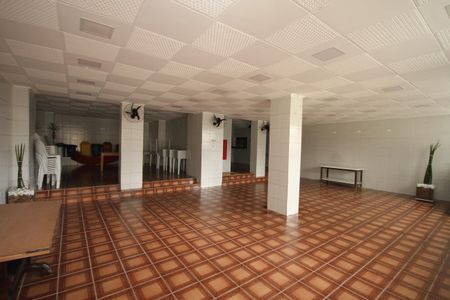 Apartamento à venda com 69m², 2 quartos e 1 vagaÁrea comum