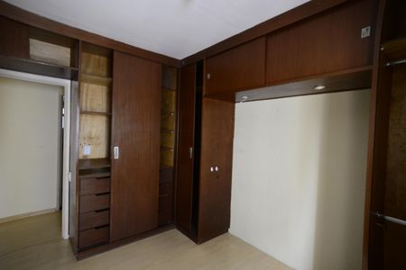 Apartamento à venda com 69m², 2 quartos e 1 vagaQuarto 2