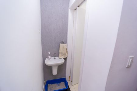 Casa à venda com 187m², 2 quartos e 2 vagas Casa à venda com 187m², 2 quartos e 2 vagasLavabo