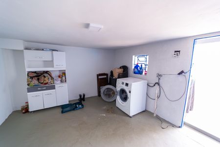 Casa à venda com 187m², 2 quartos e 2 vagas Casa à venda com 187m², 2 quartos e 2 vagasÁrea de Serviço