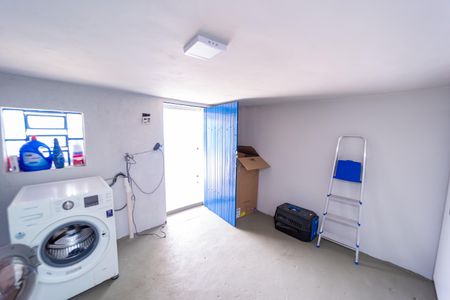 Casa à venda com 187m², 2 quartos e 2 vagas Casa à venda com 187m², 2 quartos e 2 vagasÁrea de Serviço