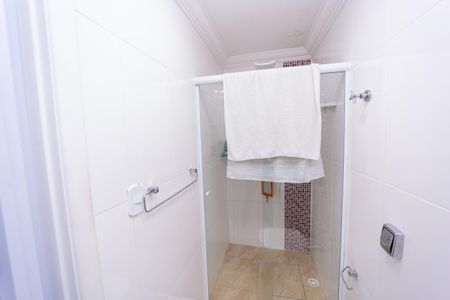 Casa à venda com 187m², 2 quartos e 2 vagas Casa à venda com 187m², 2 quartos e 2 vagasBanheiro da Suíte