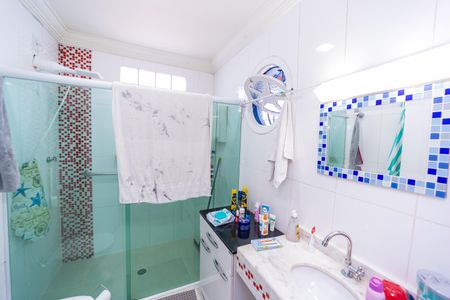 Casa à venda com 187m², 2 quartos e 2 vagas Casa à venda com 187m², 2 quartos e 2 vagasBanheiro da Suíte 2