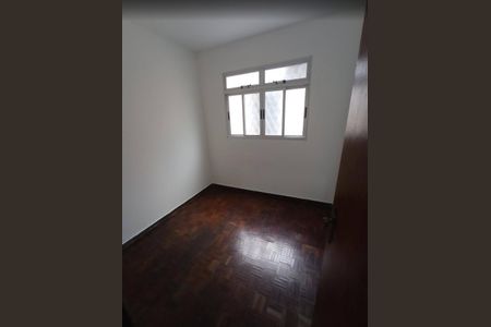 Apartamento à venda com 2 quartos, 60m² em Estoril, Belo Horizonte