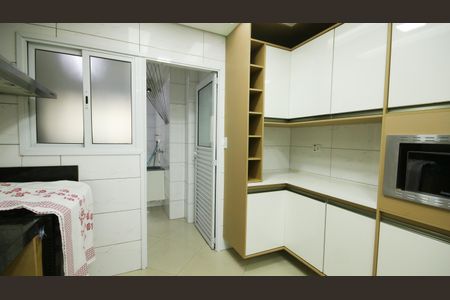 Apartamento para alugar com 152m², 3 quartos e 2 vagasCozinha