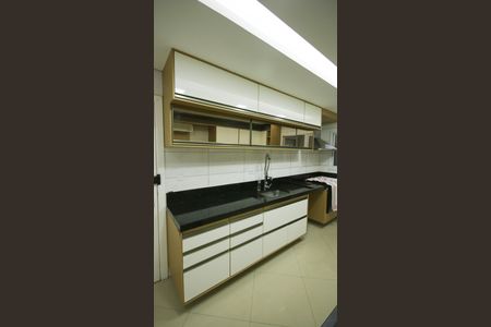 Apartamento para alugar com 152m², 3 quartos e 2 vagasCozinha