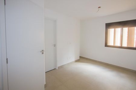 Casa de condomínio para alugar com 146m², 2 quartos e 2 vagas