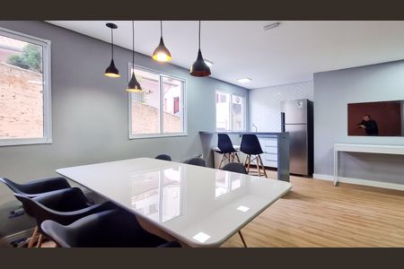 Apartamento para alugar com 40m², 2 quartos e sem vaga Apartamento para alugar com 40m², 2 quartos e sem vagaÁrea comum - Salão de festas