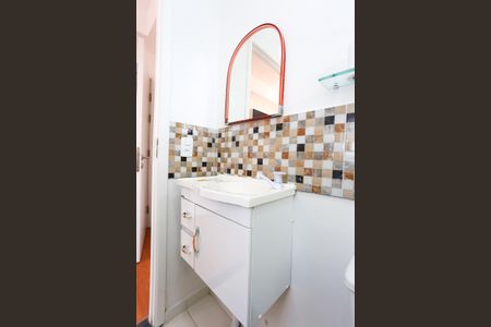 Apartamento para alugar com 40m², 2 quartos e sem vaga Apartamento para alugar com 40m², 2 quartos e sem vagaBanheiro