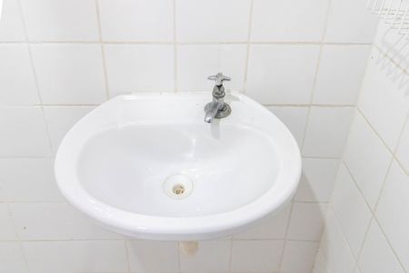 Apartamento para alugar com 55m², 2 quartos e 1 vaga Apartamento para alugar com 55m², 2 quartos e 1 vagaBanheiro