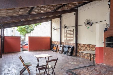 Apartamento para alugar com 55m², 2 quartos e 1 vaga Apartamento para alugar com 55m², 2 quartos e 1 vagaÁrea comum - Salão de festas