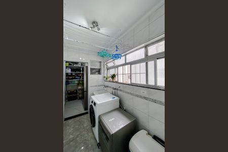 Apartamento à venda com 94m², 3 quartos e 2 vagas Apartamento à venda com 94m², 3 quartos e 2 vagasÁrea de Serviço