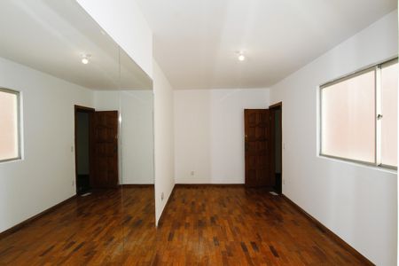 Apartamento para alugar com 60m², 3 quartos e 1 vagaSala