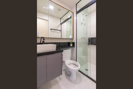 Banheiro de apartamento para alugar com 2 quartos, 48m² em Nova Aldeinha, Barueri