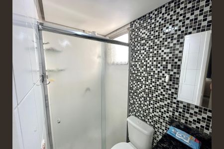 Apartamento à venda com 63m², 3 quartos e 2 vagas Apartamento à venda com 63m², 3 quartos e 2 vagasBanheiro Social