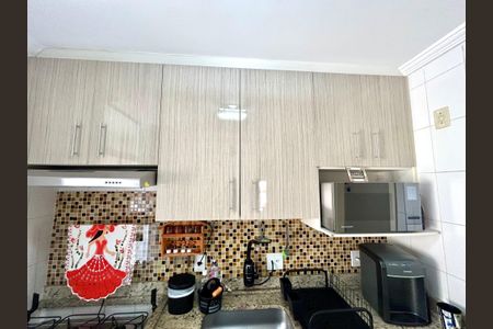 Apartamento à venda com 63m², 3 quartos e 2 vagas Apartamento à venda com 63m², 3 quartos e 2 vagasCozinha
