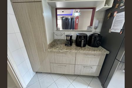 Apartamento à venda com 63m², 3 quartos e 2 vagas Apartamento à venda com 63m², 3 quartos e 2 vagasCozinha