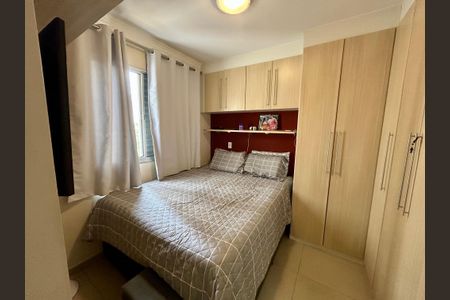 Apartamento à venda com 63m², 3 quartos e 2 vagas Apartamento à venda com 63m², 3 quartos e 2 vagasSuíte