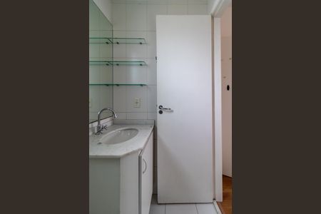 Apartamento à venda com 63m², 2 quartos e 1 vaga Apartamento à venda com 63m², 2 quartos e 1 vagaBanheiro da Suíte