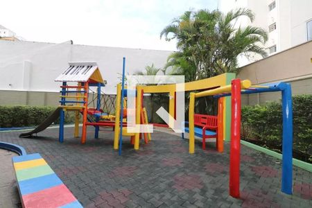Apartamento à venda com 63m², 2 quartos e 1 vaga Apartamento à venda com 63m², 2 quartos e 1 vagaÁrea comum - Playground
