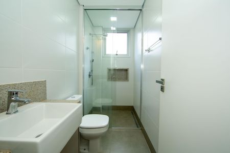 Apartamento à venda com 64m², 2 quartos e 2 vagas Apartamento à venda com 64m², 2 quartos e 2 vagasBANHEIRO1