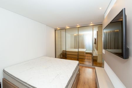 Apartamento à venda com 64m², 2 quartos e 2 vagas Apartamento à venda com 64m², 2 quartos e 2 vagasQUARTO2