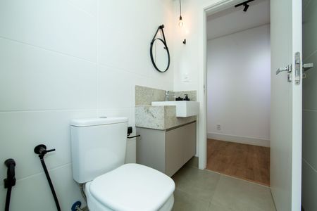 Apartamento à venda com 64m², 2 quartos e 2 vagas Apartamento à venda com 64m², 2 quartos e 2 vagasBANHEIRO2