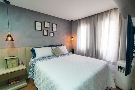 Apartamento à venda com 210m², 3 quartos e 2 vagas Apartamento à venda com 210m², 3 quartos e 2 vagasSuíte
