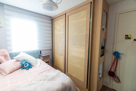 Apartamento à venda com 210m², 3 quartos e 2 vagas Apartamento à venda com 210m², 3 quartos e 2 vagasQuarto 1