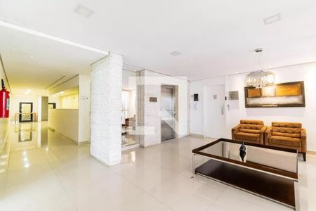 Apartamento à venda com 210m², 3 quartos e 2 vagas Apartamento à venda com 210m², 3 quartos e 2 vagasHall social