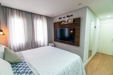 Apartamento à venda com 210m², 3 quartos e 2 vagas Apartamento à venda com 210m², 3 quartos e 2 vagasSuíte