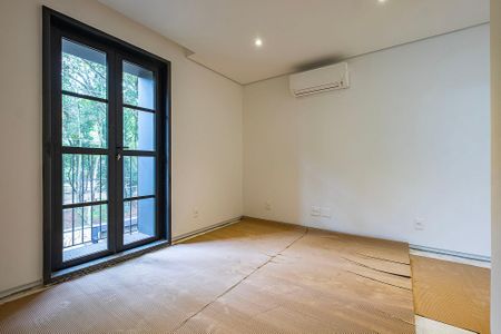 Casa à venda com 346m², 3 quartos e 2 vagas Casa à venda com 346m², 3 quartos e 2 vagasSuíte 3