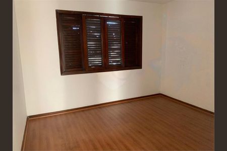 Casa à venda com 2 quartos, 132m² em Vila Guarani, São Paulo