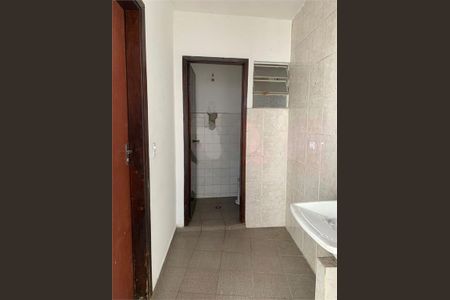 Casa à venda com 2 quartos, 132m² em Vila Guarani, São Paulo