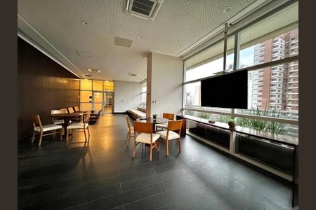 Apartamento à venda com 1 quarto, 44m² em Santo Amaro, São Paulo