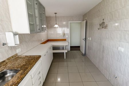 Apartamento à venda com 114m², 3 quartos e 2 vagasCozinha 