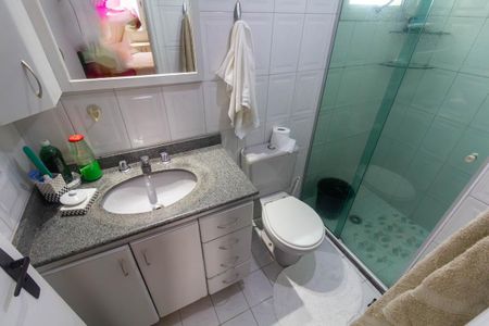 Apartamento à venda com 90m², 3 quartos e 2 vagas Apartamento à venda com 90m², 3 quartos e 2 vagasBanheiro da Suíte