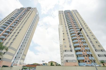 Apartamento à venda com 90m², 3 quartos e 2 vagas Apartamento à venda com 90m², 3 quartos e 2 vagasFachada