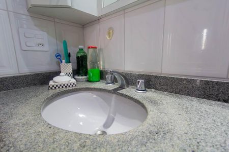 Apartamento à venda com 90m², 3 quartos e 2 vagas Apartamento à venda com 90m², 3 quartos e 2 vagasBanheiro da Suíte