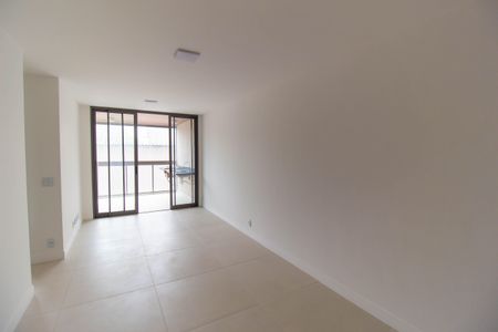 Sala de apartamento para alugar com 2 quartos, 80m² em Piratininga, Niterói