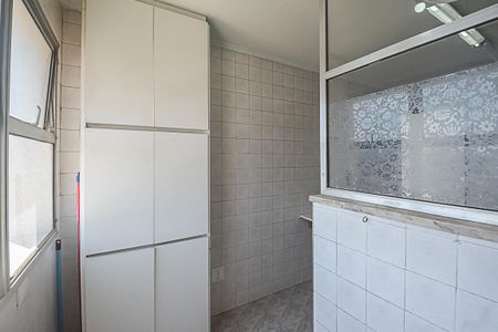 Apartamento à venda com 63m², 2 quartos e 1 vagaÁrea de Serviço