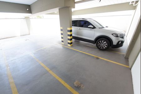 Apartamento para alugar com 82m², 2 quartos e 1 vaga Apartamento para alugar com 82m², 2 quartos e 1 vagaGaragem