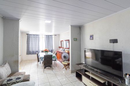 Sala de casa para alugar com 2 quartos, 240m² em Inhoaíba, Rio de Janeiro